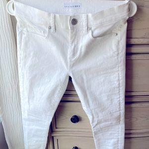 White skinny ankle pants from the loft